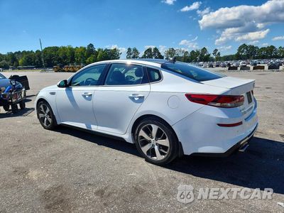 Drugie zdjęcie samochodu z przodu: 2019 KIA OPTIMA S VIN:5XXGT4L3XKG372997 - miniatura