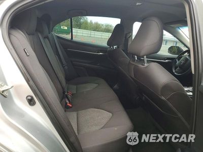 Zdjęcie 10 z 13 samochodu: 2019 TOYOTA CAMRY LE VIN:4T1B11HK4KU821188 - miniatura