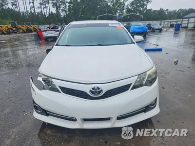 Piąte zdjęcie samochodu w środku: 2014 TOYOTA CAMRY SE VIN:4T1BF1FK6EU466095 - miniatura