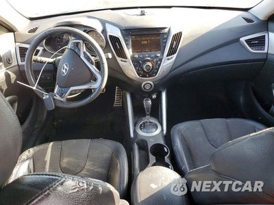 Zdjęcie 8 z 12 samochodu: 2012 HYUNDAI VELOSTER BASE VIN:KMHTC6AD7CU059953 - miniatura