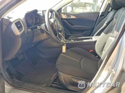 Zdjęcie 7 z 12 samochodu: 2018 MAZDA 3 SPORT VIN:3MZBN1U78JM260276 - miniatura