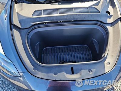 Zdjęcie 11 z 13 samochodu: 2024 TESLA MODEL Y VIN:7SAYGDEE9RA236560 - miniatura