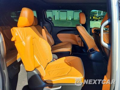 Zdjęcie 11 z 13 samochodu: 2021 CHRYSLER PACIFICA HYBRID PINNACLE VIN:2C4RC1N79MR510594 - miniatura