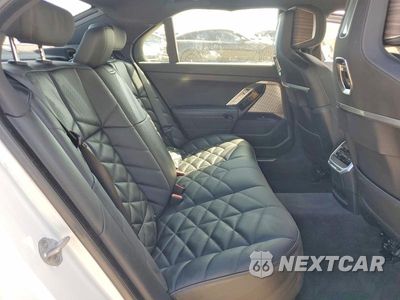 Zdjęcie 10 z 12 samochodu: 2025 BMW 740 XI VIN:WBA33EH05SCU74076 - miniatura