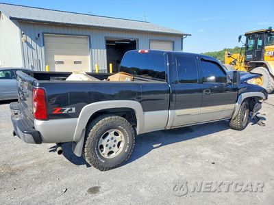 Trzecie zdjęcie samochodu z tyłu: 2004 CHEVROLET SILVERADO K1500 VIN:2GCEK19T241146283 - miniatura