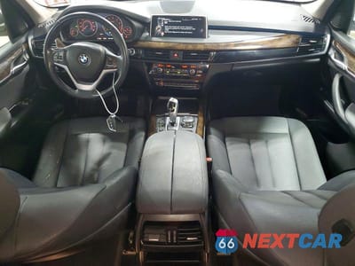 Zdjęcie 8 z 13 samochodu: 2015 BMW X5 XDRIVE35I VIN:5UXKR0C56F0P08511 - miniatura