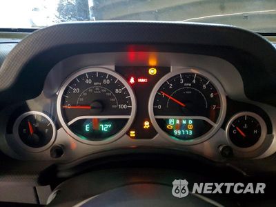 Zdjęcie 9 z 12 samochodu: 2010 JEEP WRANGLER SPORT VIN:1J4AA2D11AL103163 - miniatura