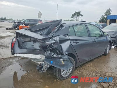 Trzecie zdjęcie samochodu z tyłu: 2017 TOYOTA PRIUS TWO VIN:JTDKBRFU3H3029956 - miniatura