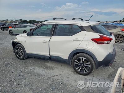 Drugie zdjęcie samochodu z przodu: 2018 NISSAN KICKS S VIN:3N1CP5CU2JL521801 - miniatura