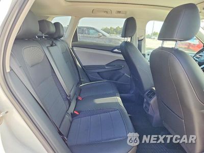 Zdjęcie 11 z 14 samochodu: 2024 VOLKSWAGEN TAOS SE VIN:3VVVX7B25RM018787 - miniatura