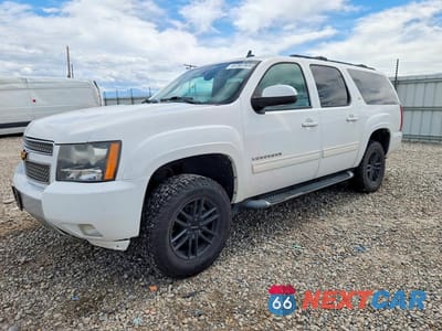 2014 CHEVROLET SUBURBAN K1500 LT 1GNSKJE74ER182665 - główne zdjęcie licytacji z USA - miniatura