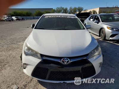 Piąte zdjęcie samochodu w środku: 2017 TOYOTA CAMRY SE VIN:4T1BF1FK1HU717528 - miniatura