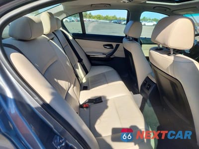 Zdjęcie 10 z 12 samochodu: 2011 BMW 3ER I VIN:WBAPH7G53BNN06457 - miniatura