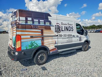 Trzecie zdjęcie samochodu z tyłu: 2019 FORD TRANSIT T-250 DELIVERY VAN VIN:1FTYR2CM1KKA02060 - miniatura