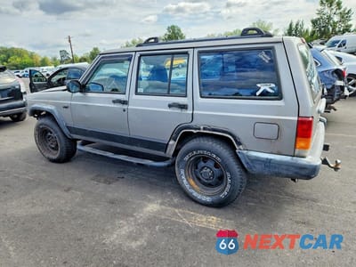 Drugie zdjęcie samochodu z przodu: 2000 JEEP CHEROKEE SE VIN:1J4FT28S2YL243705 - miniatura