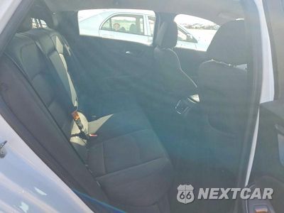 Zdjęcie 10 z 12 samochodu: 2018 CHEVROLET MALIBU LT VIN:1G1ZD5ST7JF239374 - miniatura
