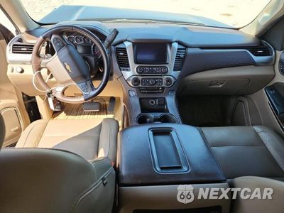 Zdjęcie 8 z 13 samochodu: 2019 CHEVROLET TAHOE C1500 LT VIN:1GNSCBKC8KR142783 - miniatura