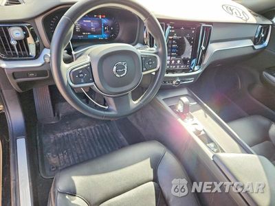 Zdjęcie 8 z 12 samochodu: 2023 VOLVO S60 PLUS VIN:7JRL12FT7PG231696 - miniatura