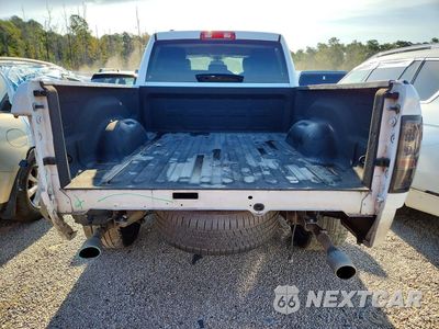 Zdjęcie 6 z 13 samochodu: 2017 RAM 1500 ST VIN:1C6RR6FTXHS791291 - miniatura