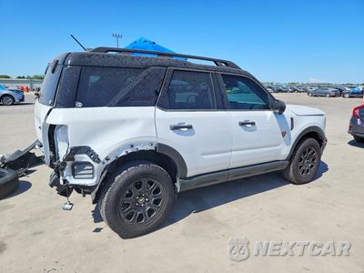 Trzecie zdjęcie samochodu z tyłu: 2025 FORD BRONCO SPORT BADLANDS VIN:3FMCR9DA9SRE14371 - miniatura