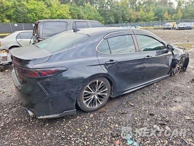 Trzecie zdjęcie samochodu z tyłu: 2020 TOYOTA CAMRY SE VIN:4T1G11AK9LU901250 - miniatura