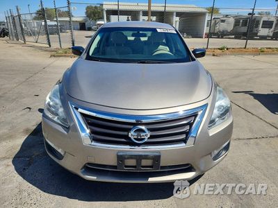 Piąte zdjęcie samochodu w środku: 2014 NISSAN ALTIMA 2.5 S VIN:1N4AL3AP8EN235481 - miniatura