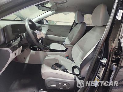 Zdjęcie 7 z 13 samochodu: 2025 HYUNDAI KONA SEL VIN:KM8HBCAB4SU279555 - miniatura