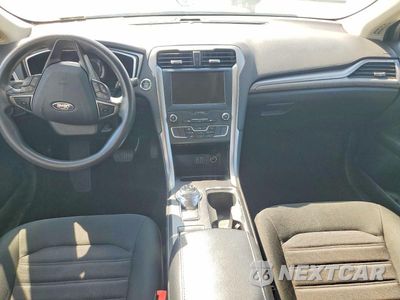 Zdjęcie 8 z 12 samochodu: 2020 FORD FUSION SE VIN:3FA6P0HD5LR108220 - miniatura