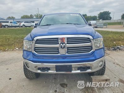 Piąte zdjęcie samochodu w środku: 2017 RAM 1500 SLT VIN:1C6RR7LM9HS519480 - miniatura
