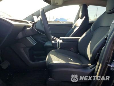 Zdjęcie 7 z 13 samochodu: 2026 TESLA MODEL Y VIN:7SAYGDED4TA695039 - miniatura
