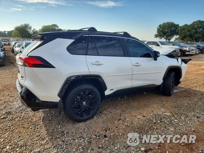 Trzecie zdjęcie samochodu z tyłu: 2025 TOYOTA RAV4 XSE VIN:4T3E6RFV1SU198274 - miniatura