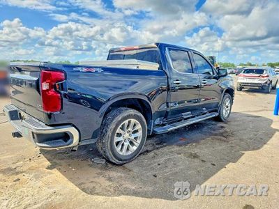 Trzecie zdjęcie samochodu z tyłu: 2021 CHEVROLET SILVERADO K1500 LTZ VIN:3GCUYGEDXMG186002 - miniatura