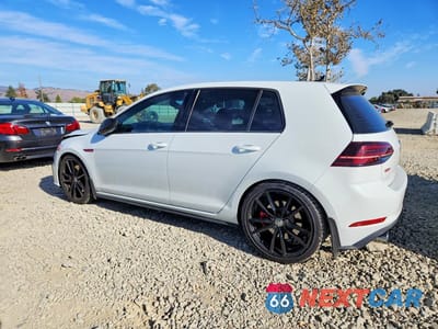 Drugie zdjęcie samochodu z przodu: 2018 VOLKSWAGEN GTI S/SE VIN:3VW447AU1JM276201 - miniatura