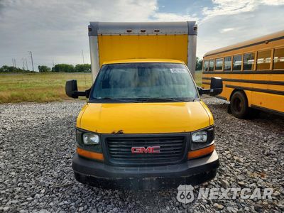 Piąte zdjęcie samochodu w środku: 2011 GMC SAVANA BOX TRUCK VIN:1GD374CG2B1902098 - miniatura