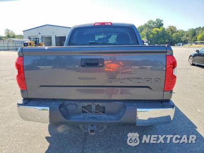 Zdjęcie 6 z 12 samochodu: 2018 TOYOTA TUNDRA CREWMAX SR5 VIN:5TFDW5F10JX725281 - miniatura