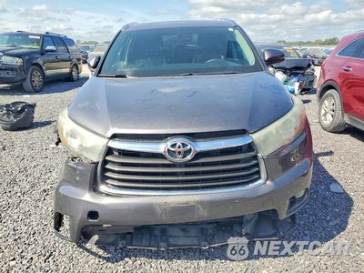 Piąte zdjęcie samochodu w środku: 2016 TOYOTA HIGHLANDER XLE VIN:5TDJKRFHXGS242141 - miniatura