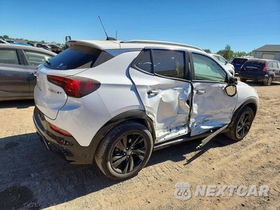 Trzecie zdjęcie samochodu z tyłu: 2024 BUICK ENCORE GX SPORT TOURING VIN:KL4AMESLXRB001634 - miniatura