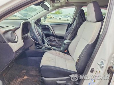 Zdjęcie 7 z 13 samochodu: 2017 TOYOTA RAV4 XLE VIN:2T3RFREV3HW605667 - miniatura