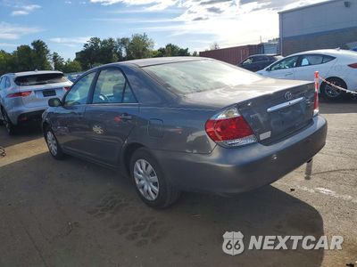 Drugie zdjęcie samochodu z przodu: 2005 TOYOTA CAMRY STANDARD VIN:4T1BE32K35U958393 - miniatura