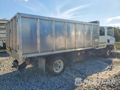 Trzecie zdjęcie samochodu z tyłu: 2019 ISUZU NPR HD CHIPPER TRUCK VIN:54DC4J1B4KS809415 - miniatura