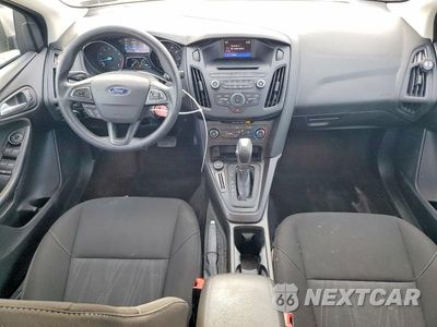 Zdjęcie 8 z 13 samochodu: 2016 FORD FOCUS SE VIN:1FADP3F21GL342594 - miniatura