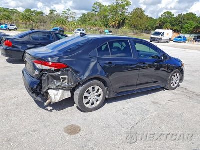 Trzecie zdjęcie samochodu z tyłu: 2020 TOYOTA COROLLA LE VIN:JTDEPRAE5LJ067207 - miniatura