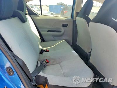 Zdjęcie 10 z 12 samochodu: 2013 TOYOTA PRIUS C ONE VIN:JTDKDTB32D1543551 - miniatura
