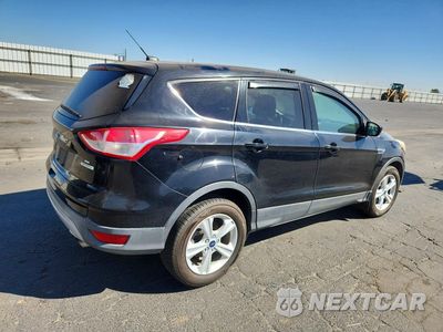 Trzecie zdjęcie samochodu z tyłu: 2016 FORD ESCAPE SE VIN:1FMCU0GX3GUA76444 - miniatura
