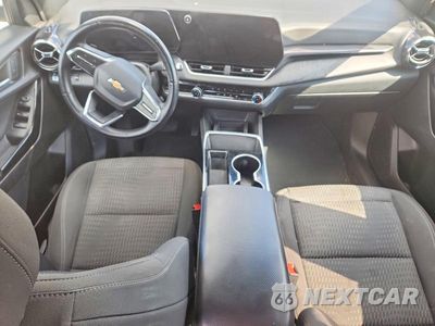 Zdjęcie 8 z 13 samochodu: 2025 CHEVROLET EQUINOX LT VIN:3GNAXHEG8SL232654 - miniatura