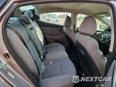 Zdjęcie 10 z 12 samochodu: 2013 HYUNDAI ELANTRA GLS VIN:KMHDH4AE9DU484188 - miniatura