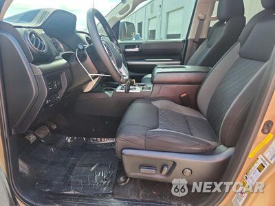 Zdjęcie 7 z 12 samochodu: 2017 TOYOTA TUNDRA CREWMAX SR5 VIN:5TFEW5F1XHX216779 - miniatura