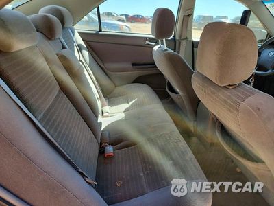 Zdjęcie 10 z 12 samochodu: 2005 TOYOTA CAMRY STANDARD VIN:4T1BE32K95U522647 - miniatura