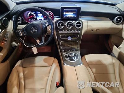 Zdjęcie 8 z 12 samochodu: 2017 MERCEDES-BENZ C 300 VIN:WDDWF4JBXHR247457 - miniatura