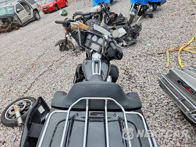 Zdjęcie 6 z 9 samochodu: 2017 HARLEY-DAVIDSON FLHTK ULTRA LIMITED VIN:1HD1KED15HB672696 - miniatura